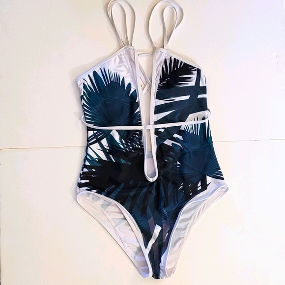 NWOT Tropical One-piece - Picture 2 of 10